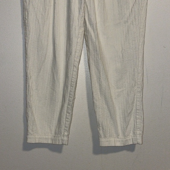 Blu Pepper Ankle Crop Corduroy Pants Women’s Size Medium Straight Leg Cream - Picture 5 of 9
